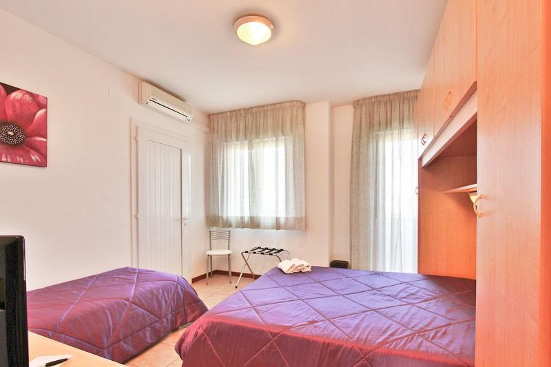 Hotel Carla Lignano Sabbiadoro Quarto foto